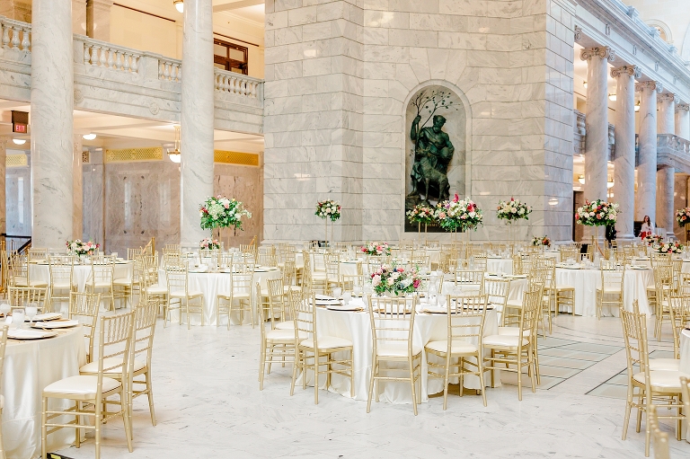 Utah State Capitol Wedding Venue - Ashley DeHart Photograpohy