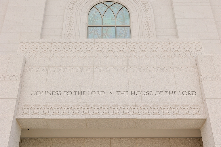 Orem LDS Temple Wedding | Ashley DeHart Photography