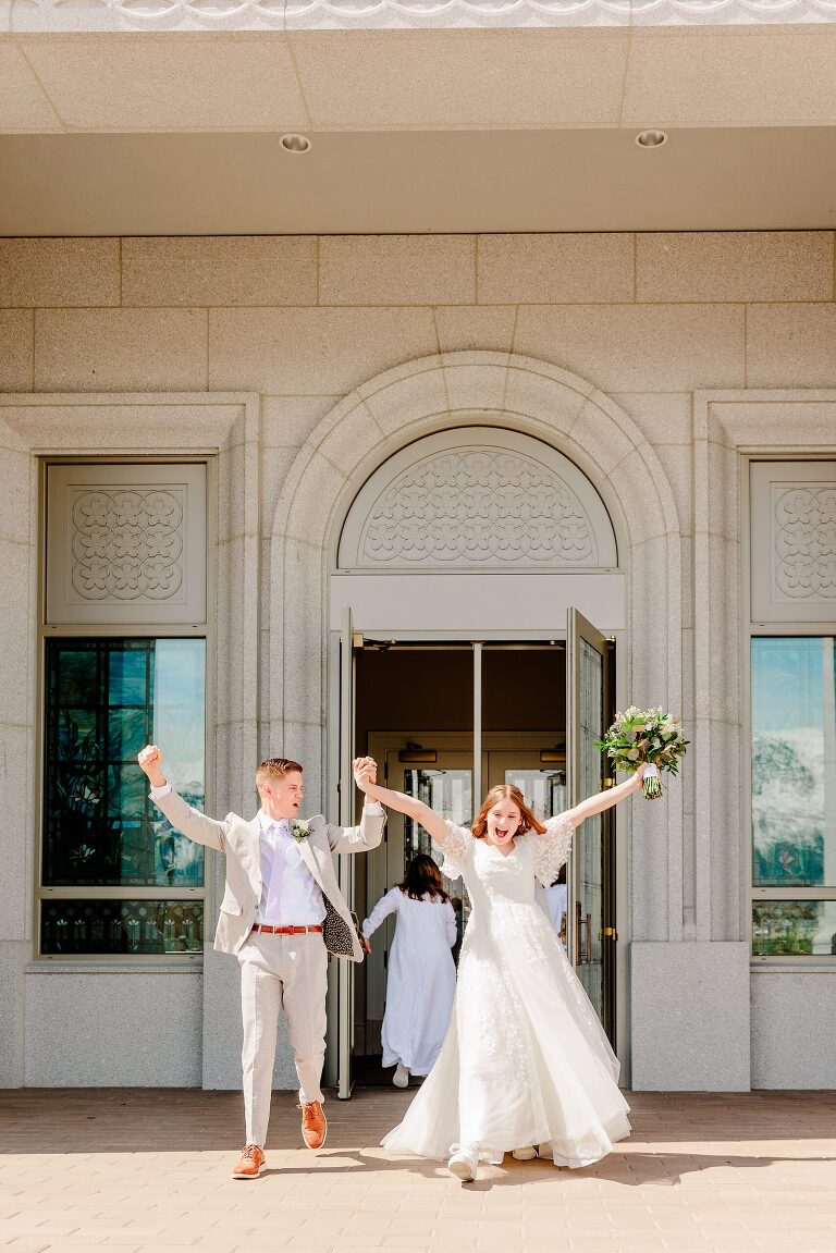 Orem LDS Temple Wedding | Ashley DeHart Photography