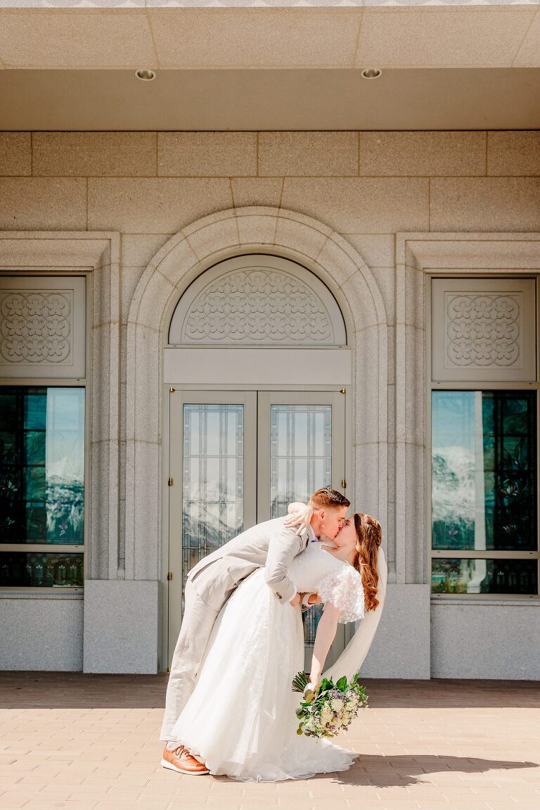 Orem LDS Temple Wedding | Ashley DeHart Photography